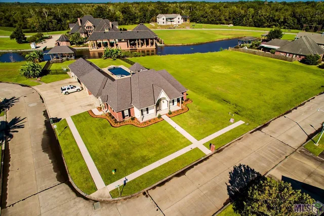$649,900 | 272 Tulip Drive, Houma, LA 70360