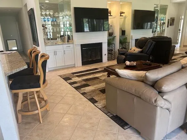 $2,950 | 55090 Shoal Creek, La Quinta, CA 92253