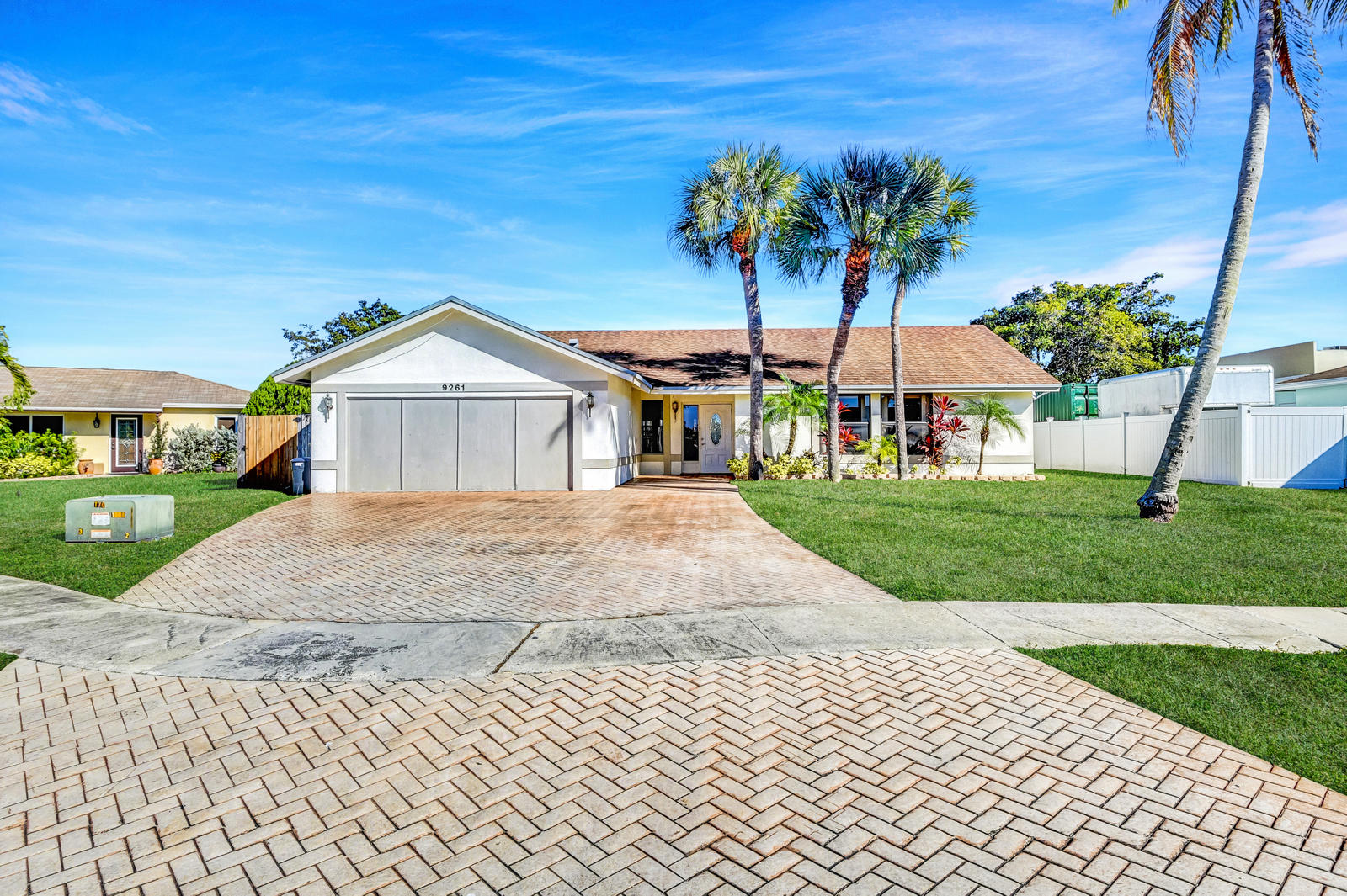 9261 Southampton Place Boca Raton, FL 33434 - Photo 1 of 66 Decorative Driveway