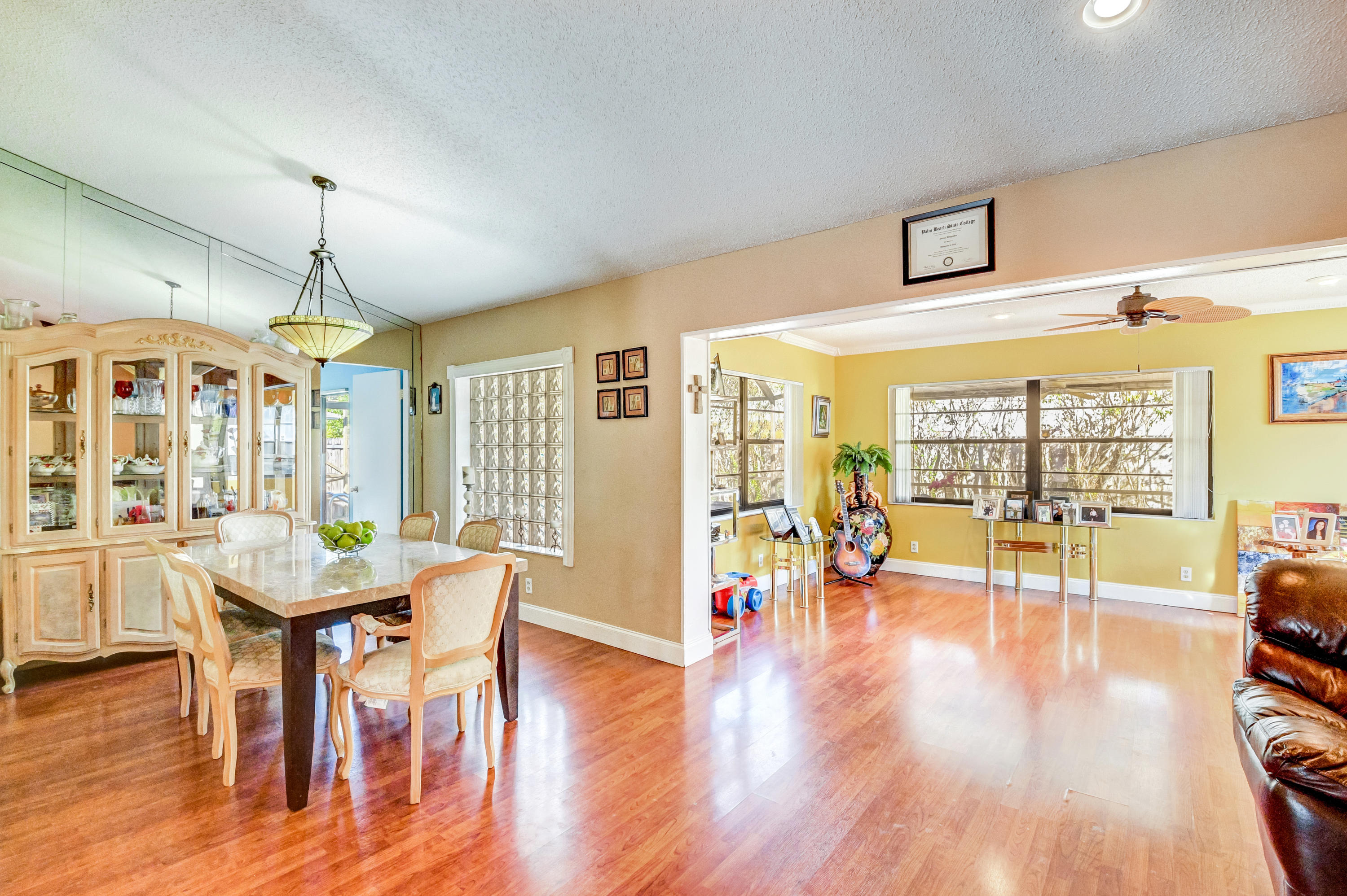 9261 Southampton Place Boca Raton, FL 33434 - Photo 22 of 66 Open Concept