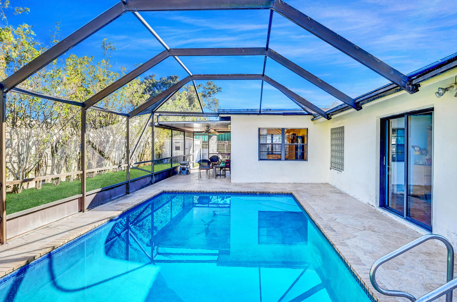 9261 Southampton Place Boca Raton, FL 33434 - Photo 45 of 66 Large Screened in Private Pool