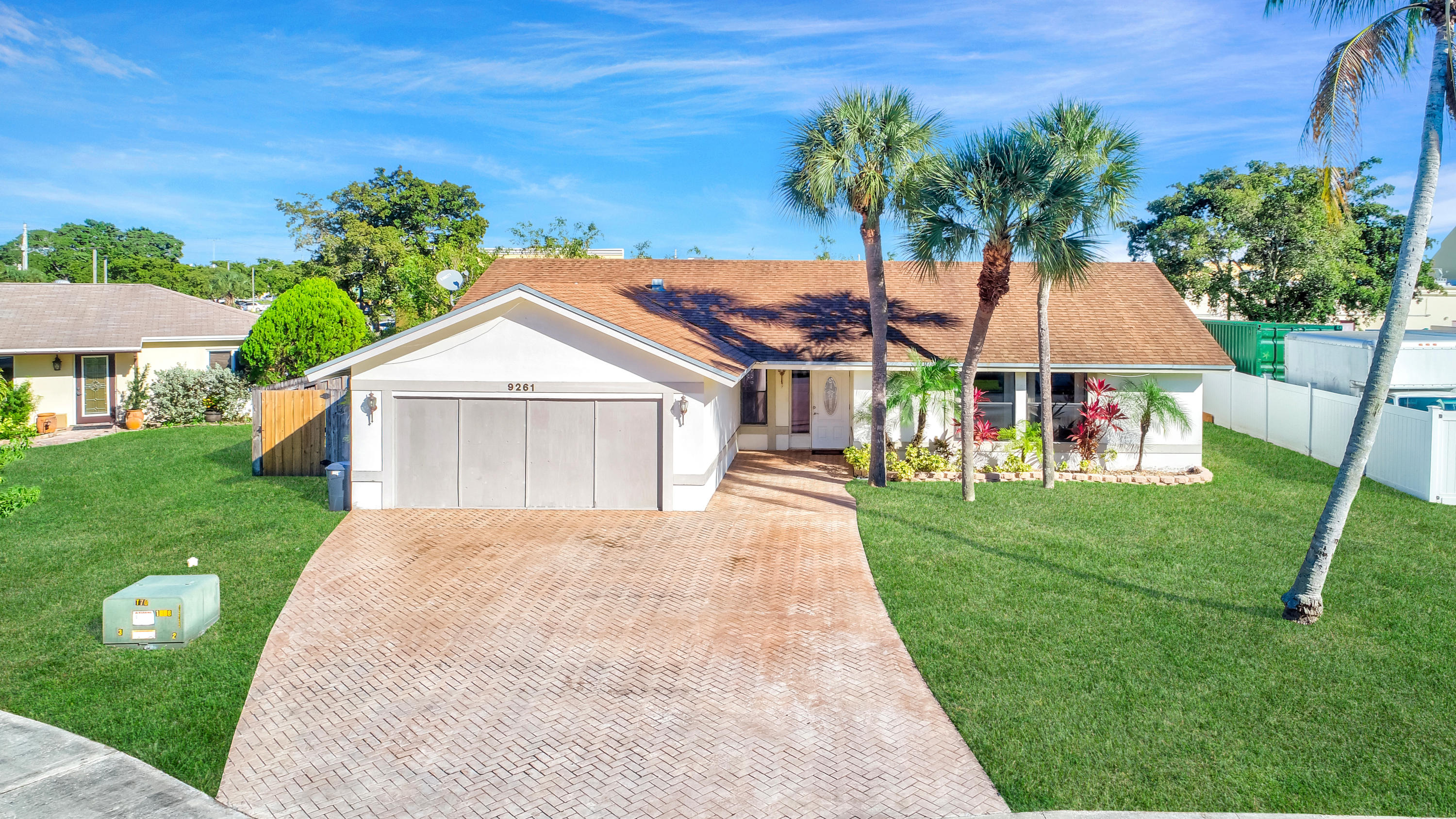 9261 Southampton Place Boca Raton, FL 33434 - Photo 52 of 66 6 Cars at least