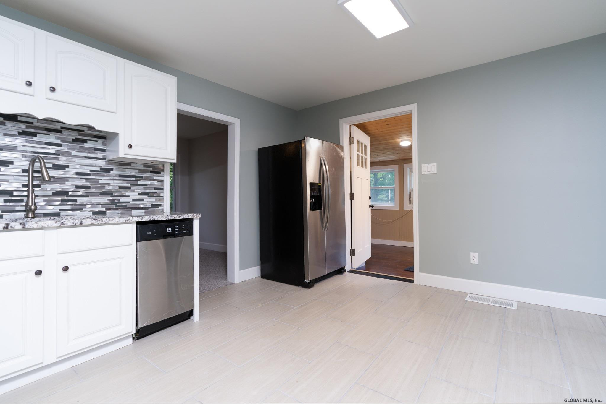 214 Beaver Road Schodack, NY 12123 - Photo 17 of 41 Photo 17