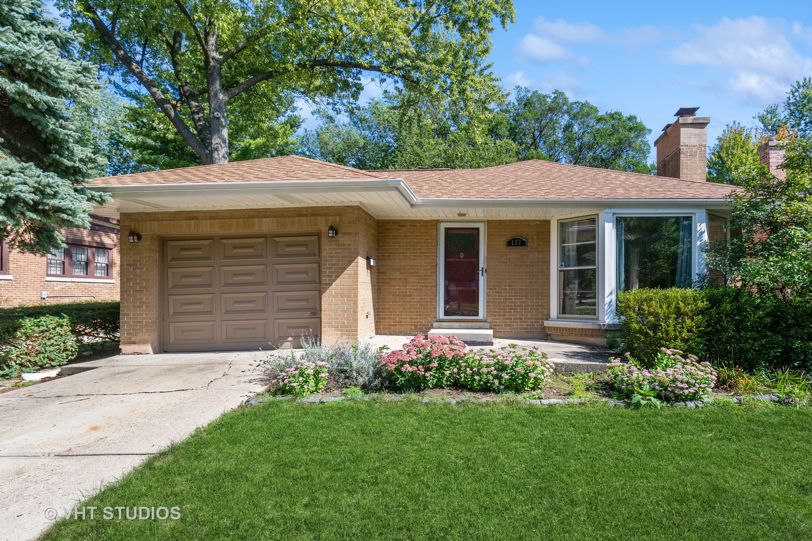 117 South George Street Mount Prospect, IL 60056 - Photo 1 of 20 Gallery Image 1