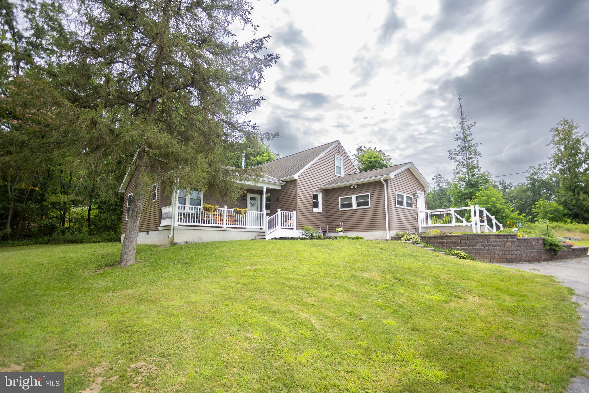 395 Green Springs Road Hanover, PA 17331 - Photo 6 of 61 Gallery Image 6