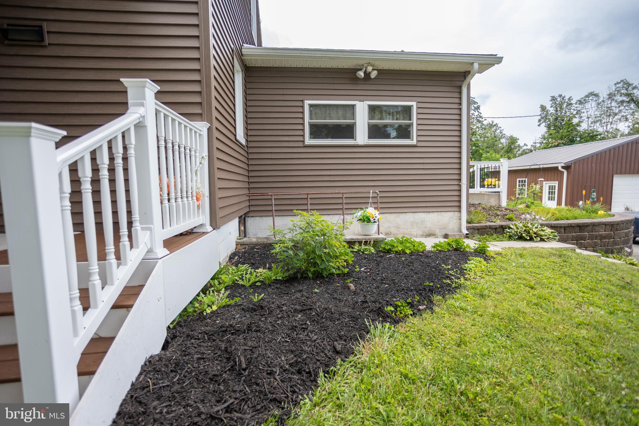 395 Green Springs Road Hanover, PA 17331 - Photo 7 of 61 Gallery Image 7