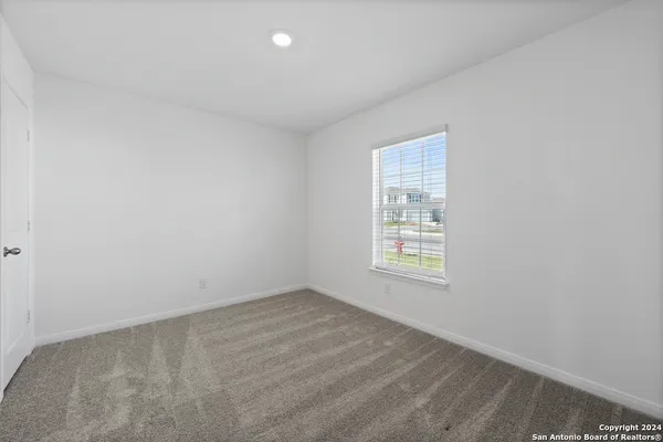 $1,915 | 11940 Stroud Drive, San Antonio, TX 78252