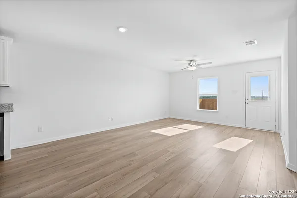 $1,915 | 11940 Stroud Drive, San Antonio, TX 78252