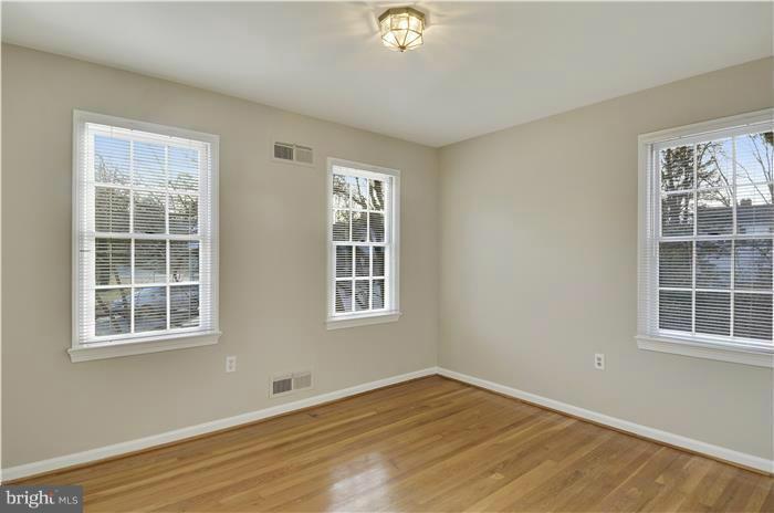 8723 Postoak Road Rockville, MD 20854 - Photo 16 of 30 Bedroom (1)