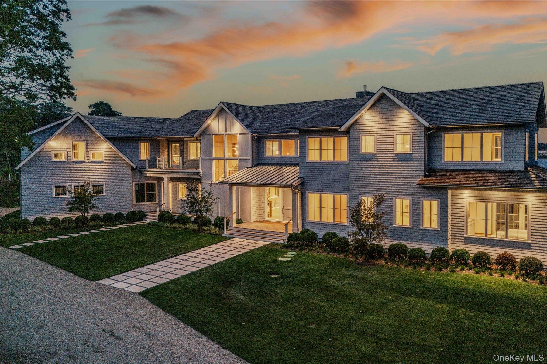 551 Main Street Quiogue, NY 11978 - Photo 3 of 50