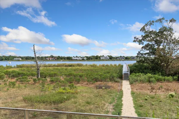 $13,950,000 | 551 Main Street, Quiogue, NY 11978