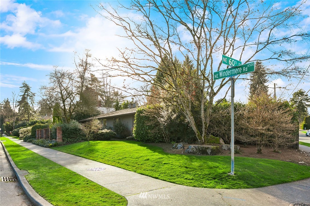 6570 Northeast Windermere Road Seattle, WA 98105 - Photo 37 of 37