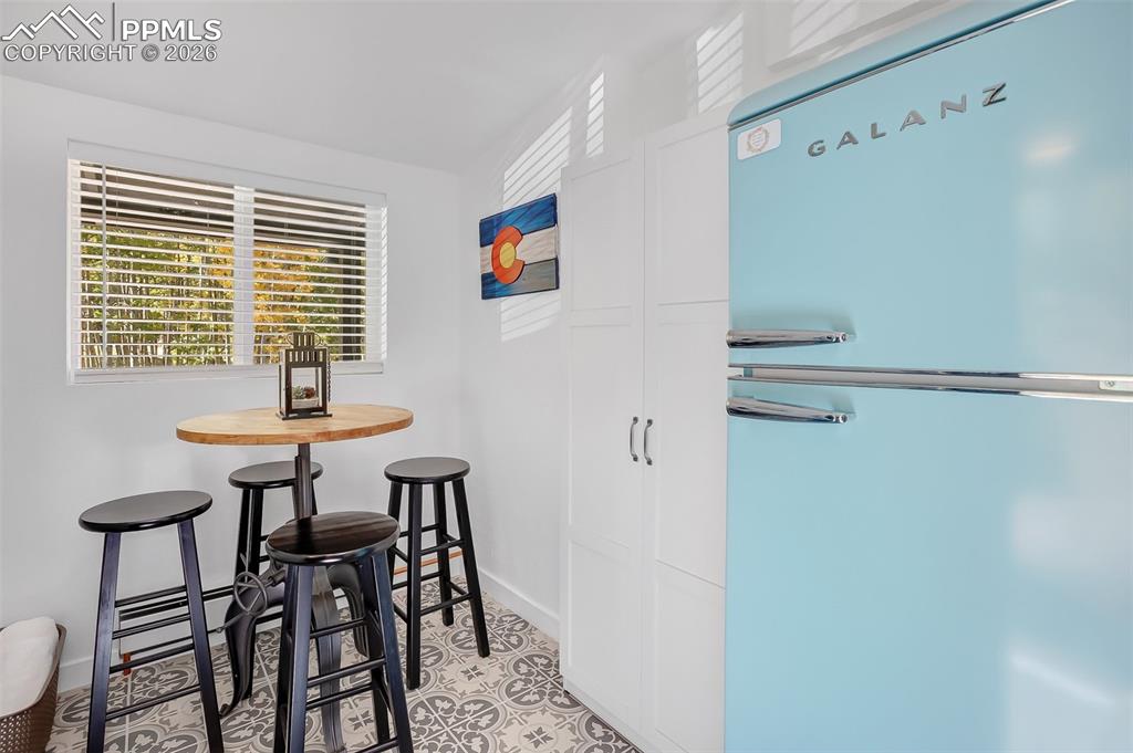 222 Nottingham Lane Divide, CO 80814 - Photo 19 of 34 Kitchen Breakfast Nook