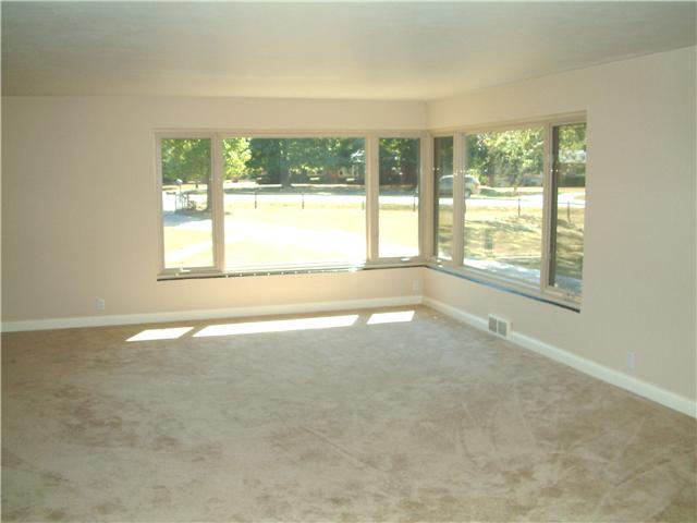 9750 Brookville Road Indianapolis, IN 46239 - Photo 4 of 11 Gallery Image 4