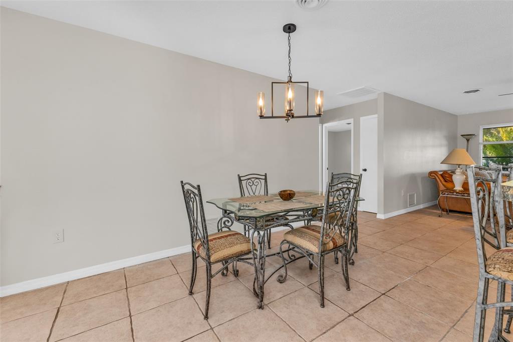 194 Caddy Road Rotonda West, FL 33947 - Photo 14 of 46