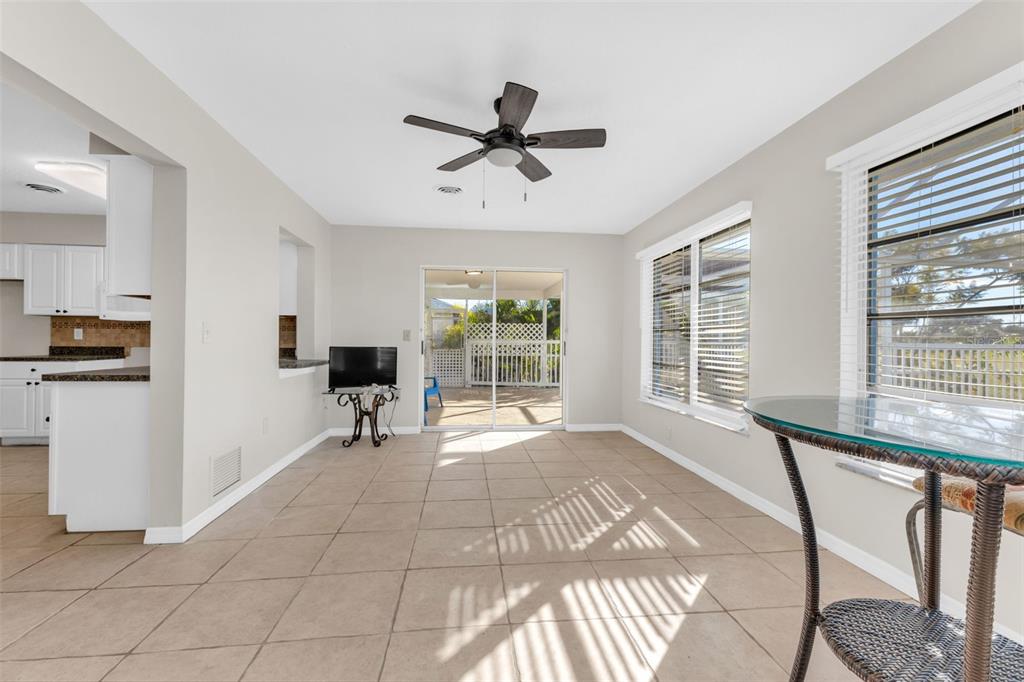 194 Caddy Road Rotonda West, FL 33947 - Photo 18 of 46