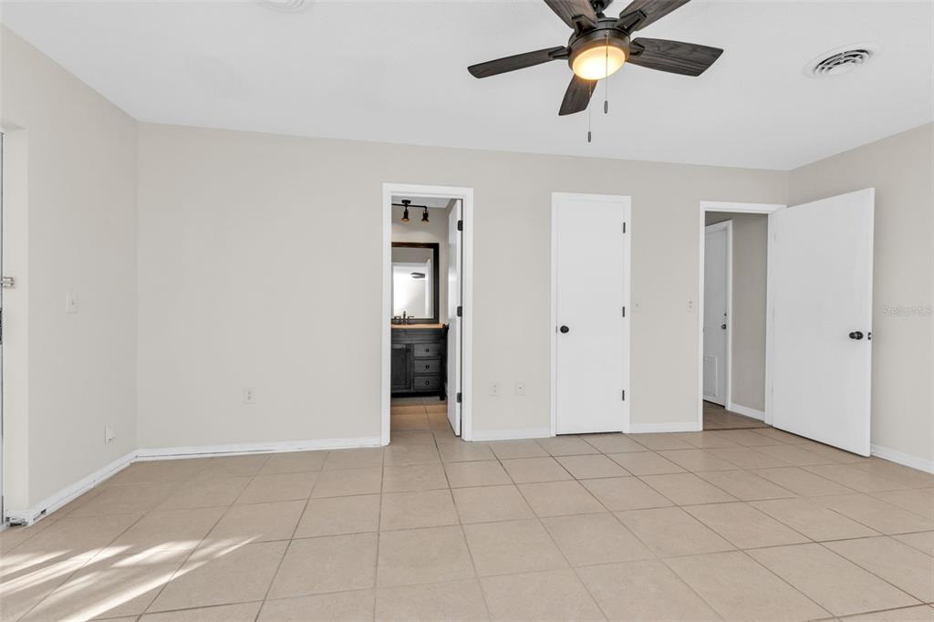 194 Caddy Road Rotonda West, FL 33947 - Photo 22 of 46