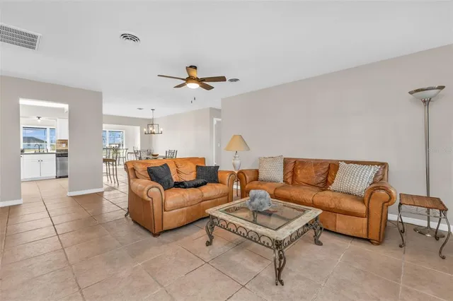 $289,900 | 194 Caddy Road, Rotonda West, FL 33947