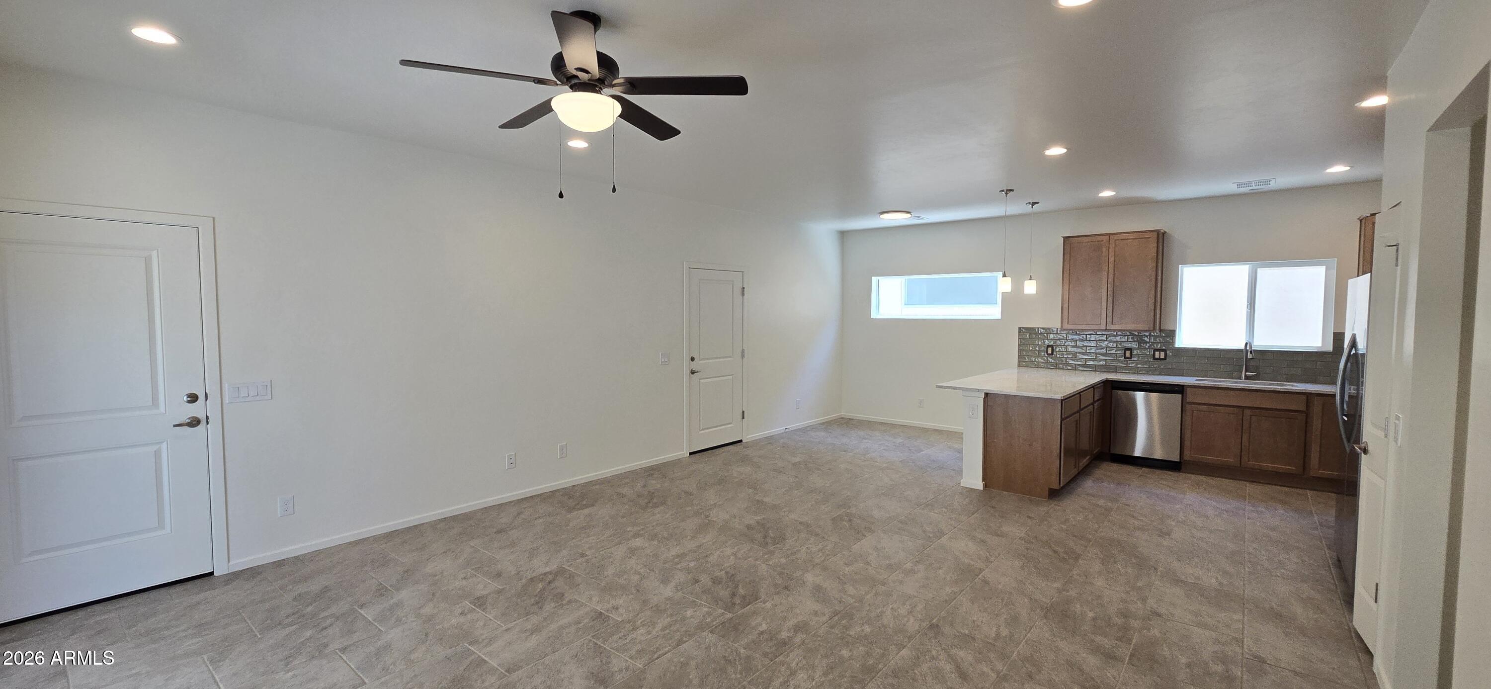 702 South Sky Ranch Road Pearce, AZ 85625 - Photo 5 of 52 Great Room