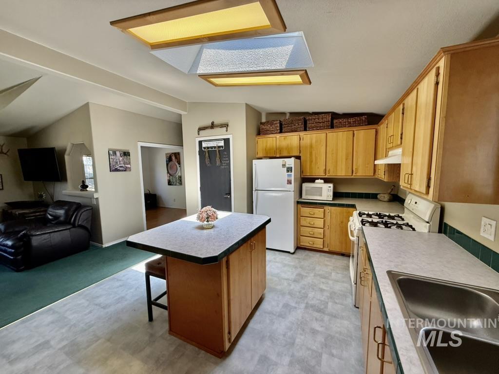 2792 & 2796 Ewing Road Nezperce, ID 83543 - Photo 4 of 50
