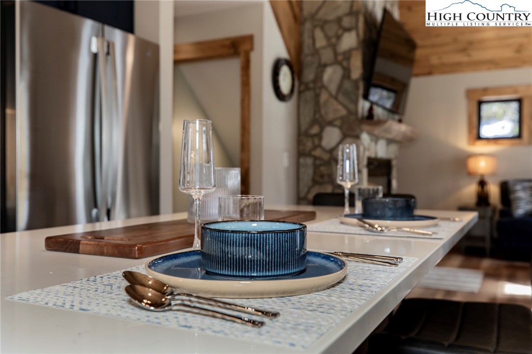 Lot 3 Old Hampton Road Boone, NC 28607 - Photo 6 of 32 a dining room with table and chairs