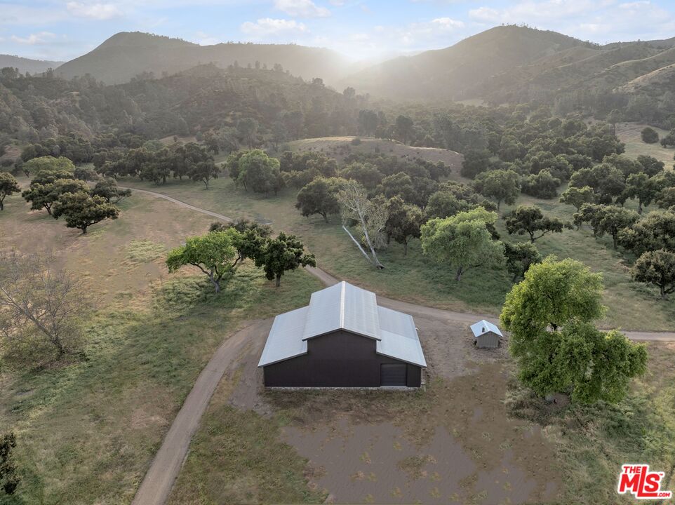 770 Limekiln Road Hollister, CA 95023 - Photo 33 of 39 a view of a town with mountains in the background