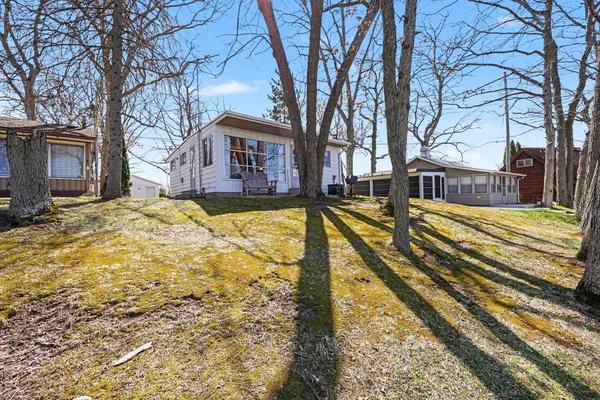 $360,000 | 8941 Mott Drive, Jackson, MI 49201