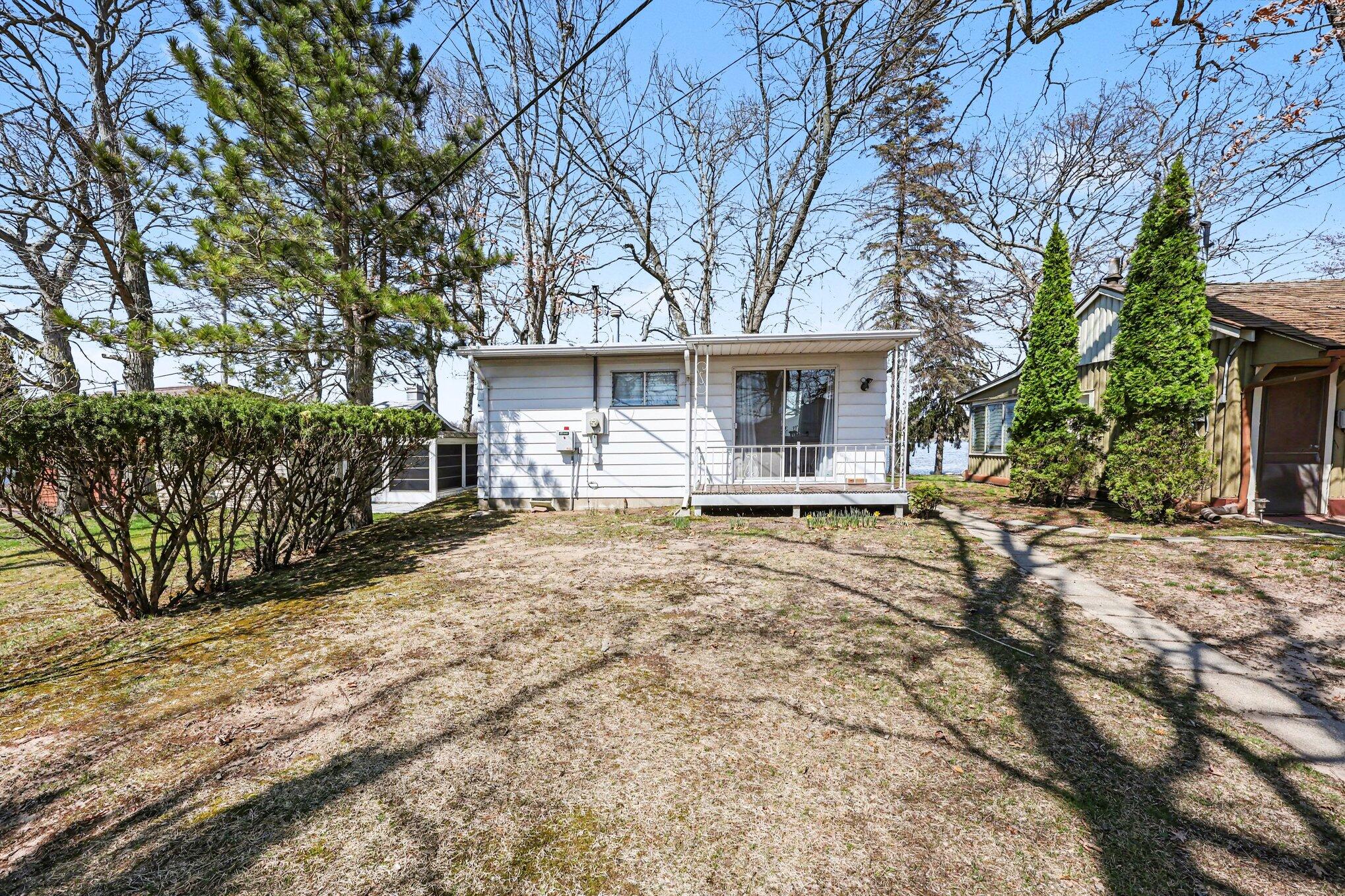 8941 Mott Drive Jackson, MI 49201 - Photo 21 of 26 002_file_7600