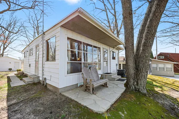 $360,000 | 8941 Mott Drive, Jackson, MI 49201