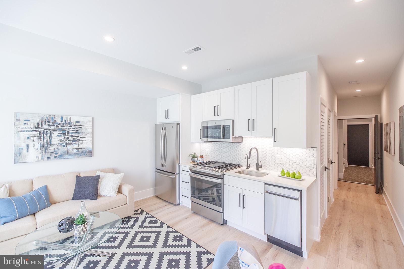 2244 Ontario Road Northwest, Unit 5 Washington, DC 20009 - Photo 6 of 29