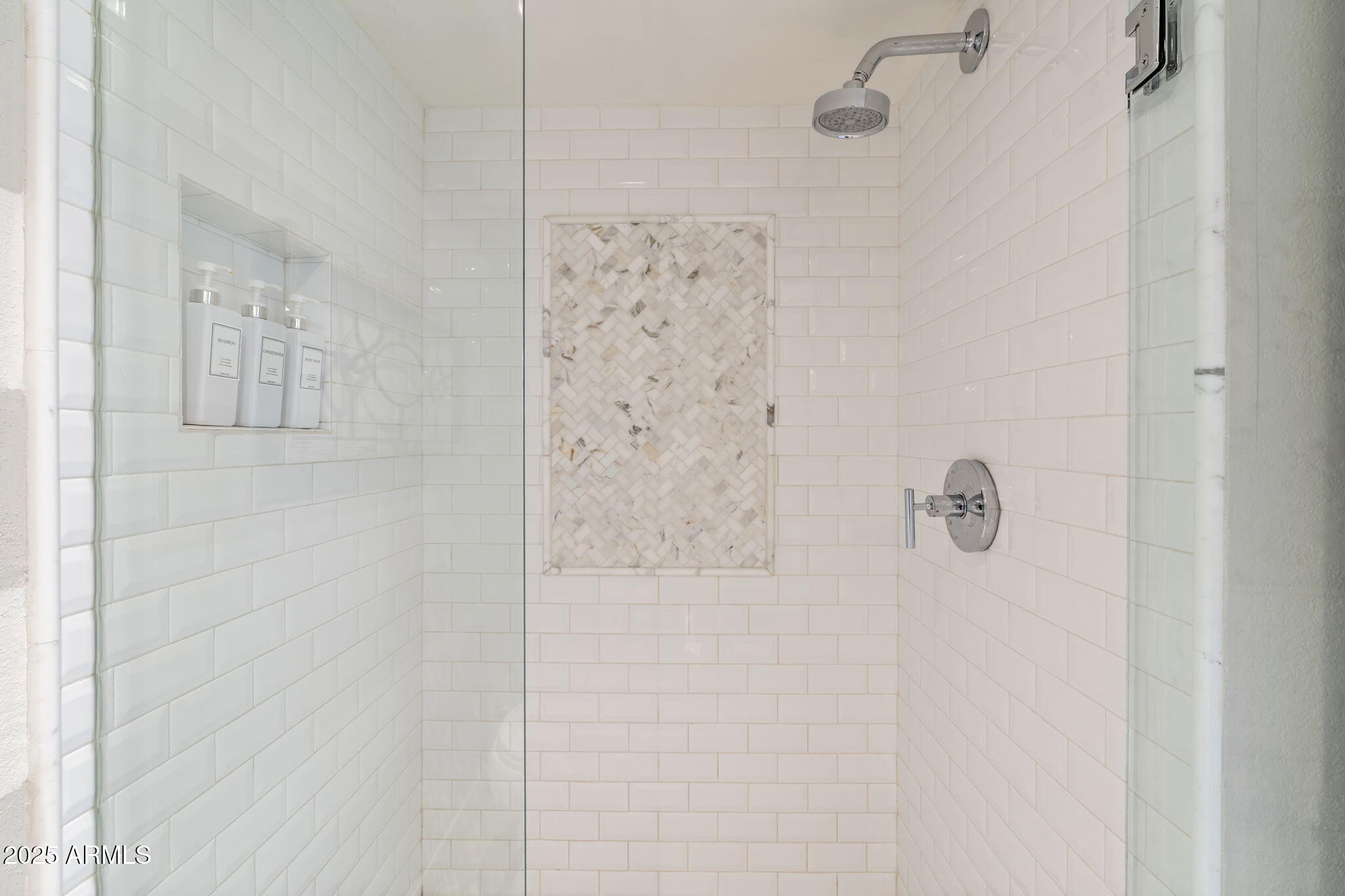 6229 North 30th Way Phoenix, AZ 85016 - Photo 35 of 58 a bathroom with a shower