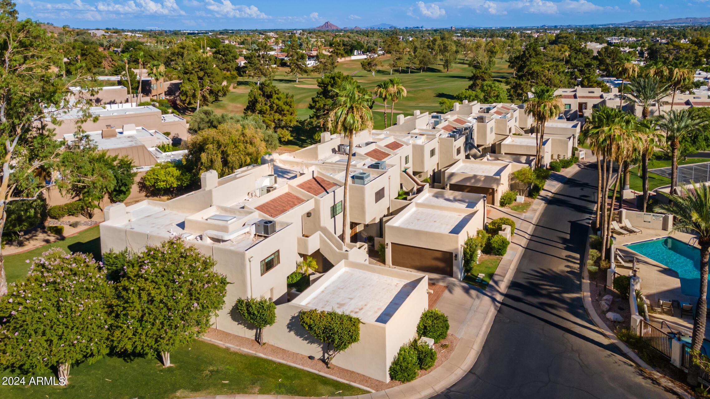 6229 North 30th Way Phoenix, AZ 85016 - Photo 47 of 58 an aerial view of residential houses with outdoor space