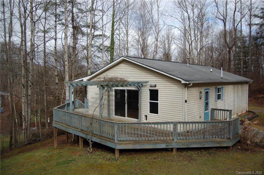 381 Davis Cove Road Waynesville, NC 28786 - Photo 1 of 27 Gallery Image 1