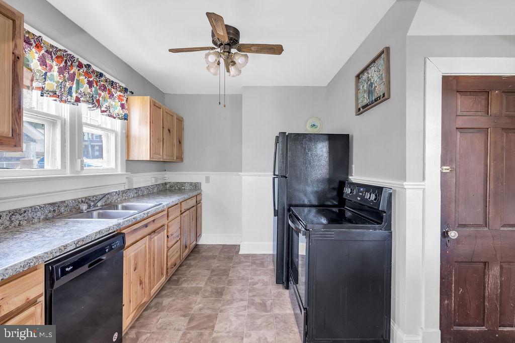 86 Front Royal Road Strasburg, VA 22657 - Photo 12 of 17 Kitchen