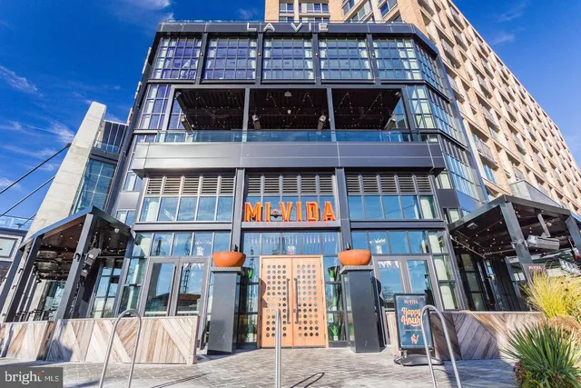 $2,100 | 1101 3rd Street Southwest, Unit 403, Washington, DC 20024