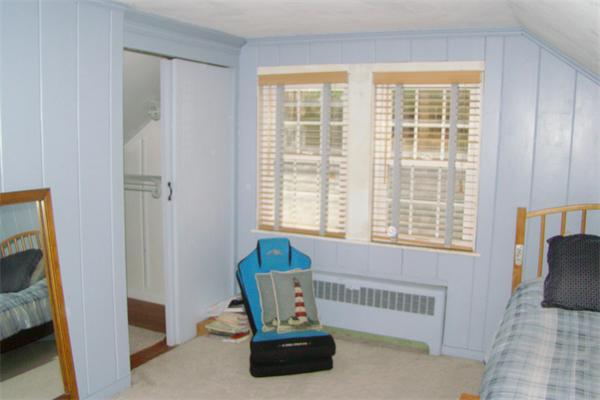 67 Lothrop Road Reading, MA 01867 - Photo 5 of 24 Gallery Image 5