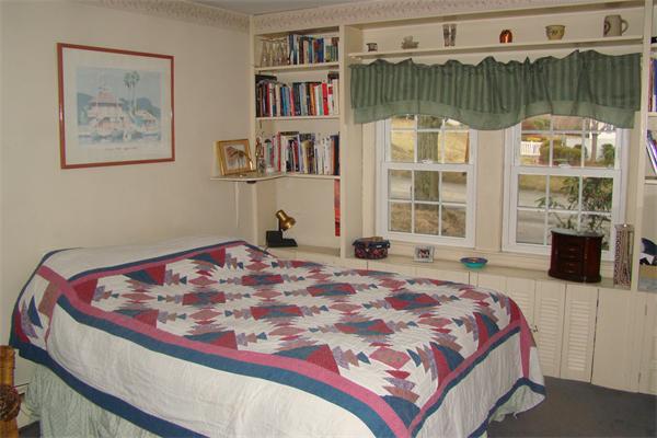 67 Lothrop Road Reading, MA 01867 - Photo 9 of 24 Gallery Image 9