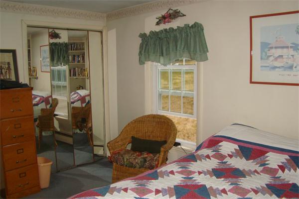 67 Lothrop Road Reading, MA 01867 - Photo 10 of 24 Gallery Image 10