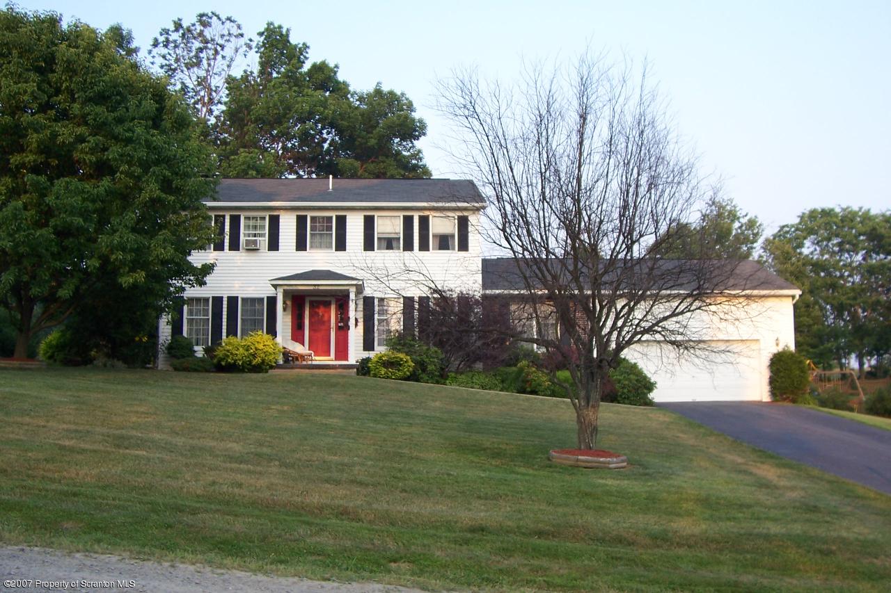 32 Spring Circle Factoryville, PA 18419 - Photo 1 of 2 Gallery Image 1