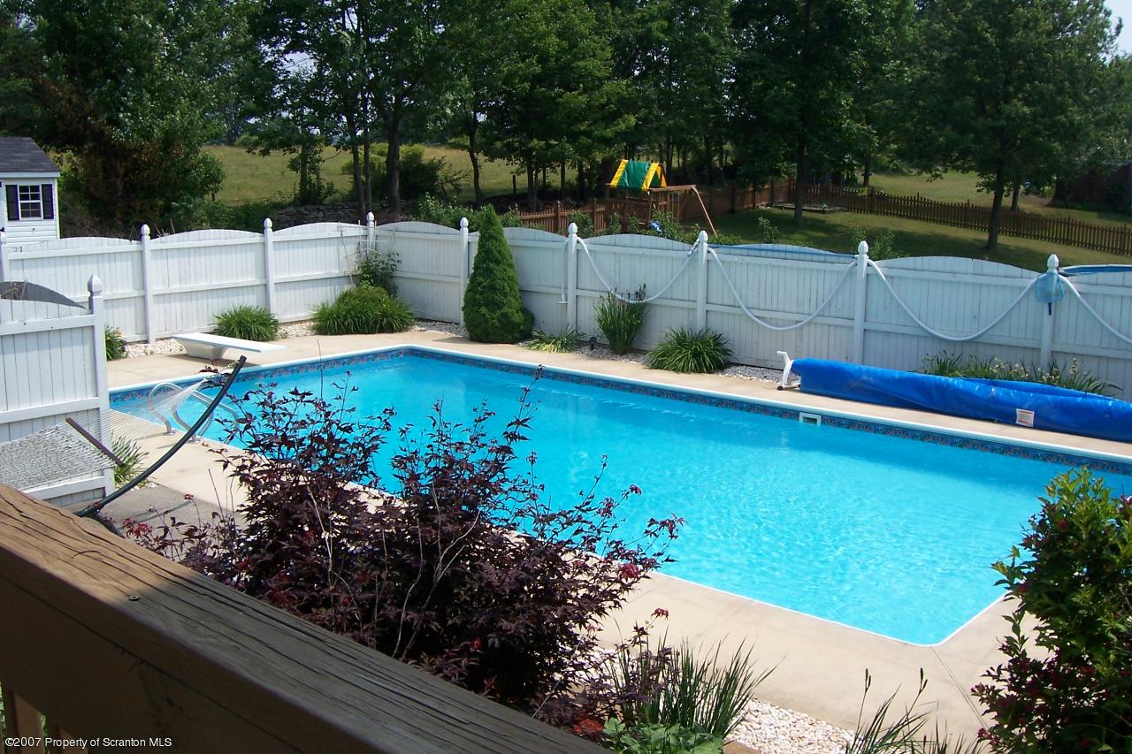32 Spring Circle Factoryville, PA 18419 - Photo 2 of 2 Gallery Image 2
