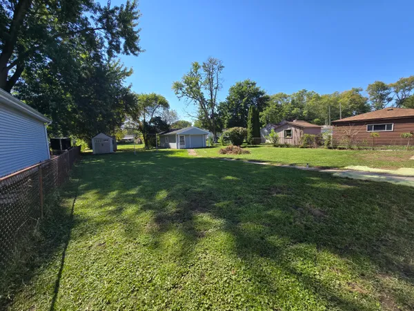 $2,100 | 5423 Stone Avenue, Portage, IN 46368