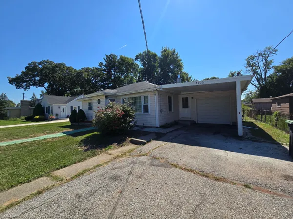 $2,100 | 5423 Stone Avenue, Portage, IN 46368
