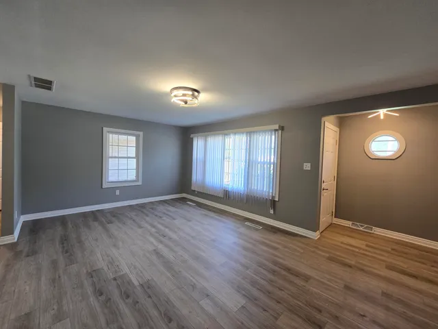 $2,200 | 5423 Stone Avenue, Portage, IN 46368