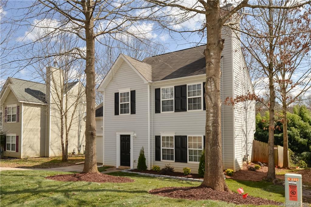 1272 Winding Path Road Clover, SC 29710 - Photo 2 of 21 Gallery Image 2