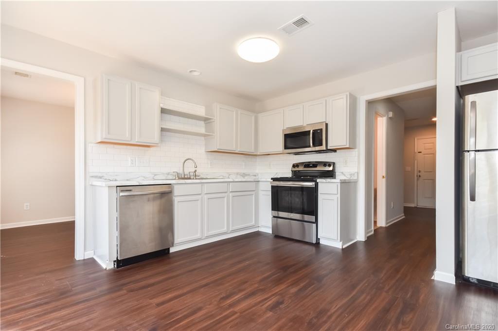 1272 Winding Path Road Clover, SC 29710 - Photo 7 of 21 Gallery Image 7