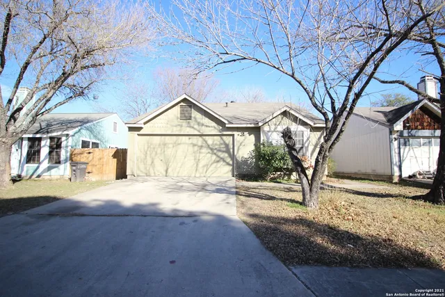 $1,350 | 7454 Rimhurst, San Antonio, TX 78250