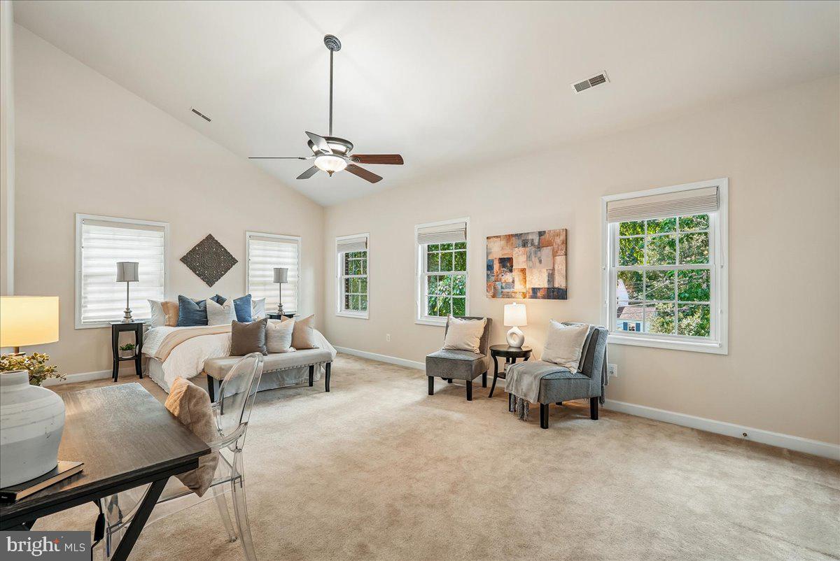 6322 Halsey Road McLean, VA 22101 - Photo 30 of 69 Primary bedroom
