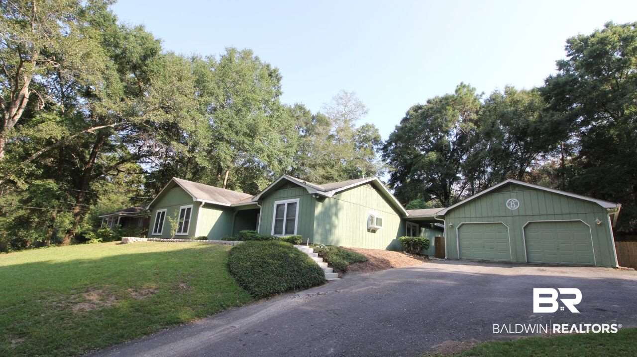 105 Marc Circle Daphne, AL 36526 - Photo 3 of 30