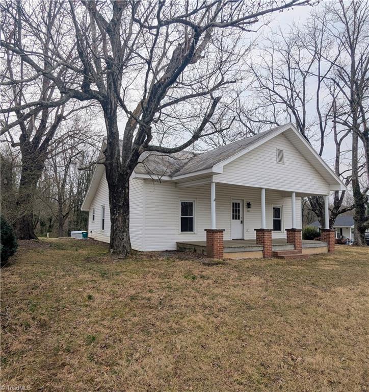 227 Cedarbrook Road Jonesville, NC 28642 - Photo 14 of 15 Exterior