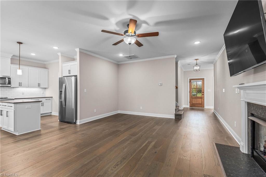 103 Park Place King, NC 27021 - Photo 7 of 42